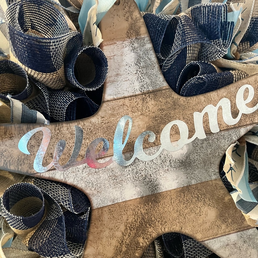 Blue and Tan Welcome Star Wreath - Picture 2 of 4